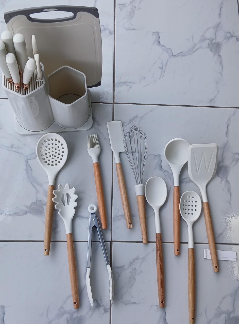 Premium Silicone Cooking Utensils with Knives - Image 2