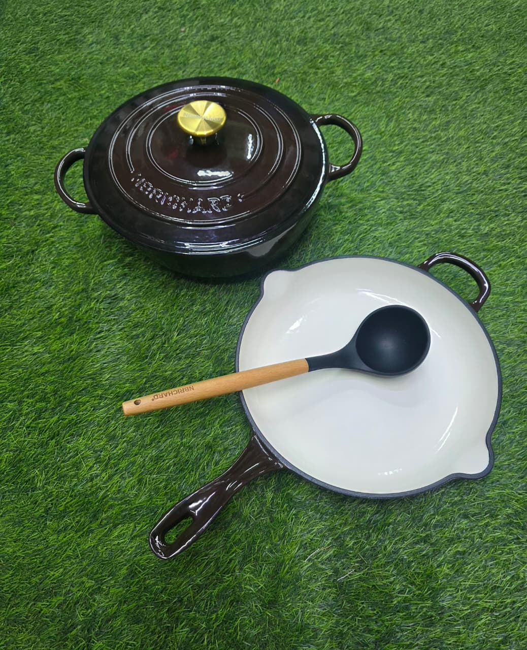 3 pcs Set Enamel Cast iron cooking pots - Image 4