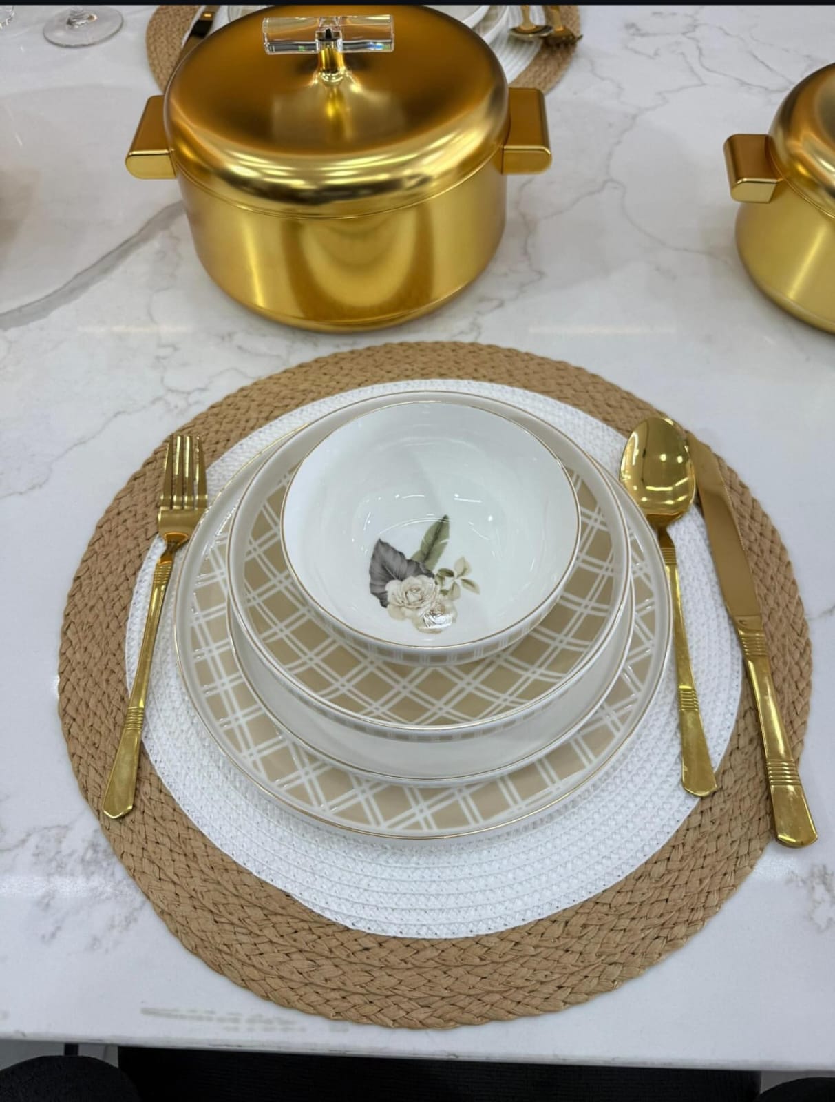 Round Boho Elegant Braided table mats 6pcs.