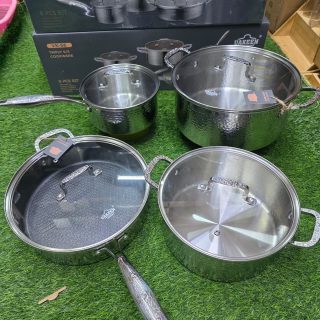 UAKEEN GERMANY 🇩🇪  8PCS SET (VK 99 ) Silver  .Premium High quality Tripply S/S Stainless steel cookware set with Hammered Patterned design