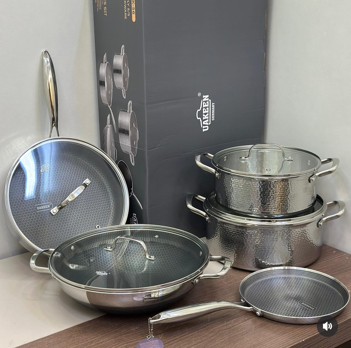 9PCS SET (VK 56 ).Premium High quality Tripply S/S Stainless steel cookware set with Hammered Patterned design
