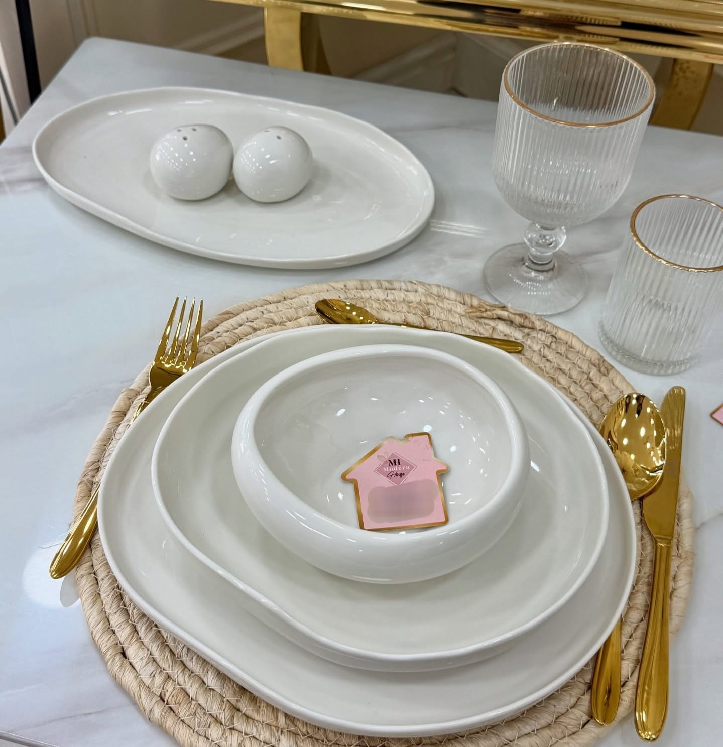 Elegant White European Double Glaze Porcelain Dinner set